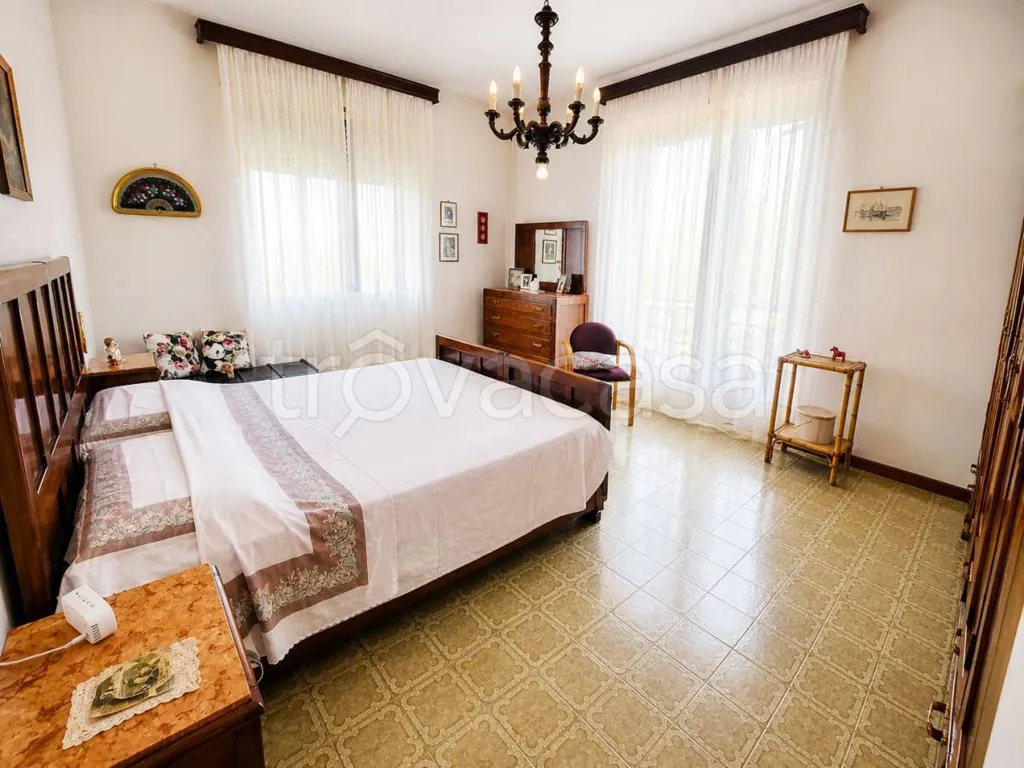 Chambres - Bifamiliar Villa with Private Garden in Givoletto
