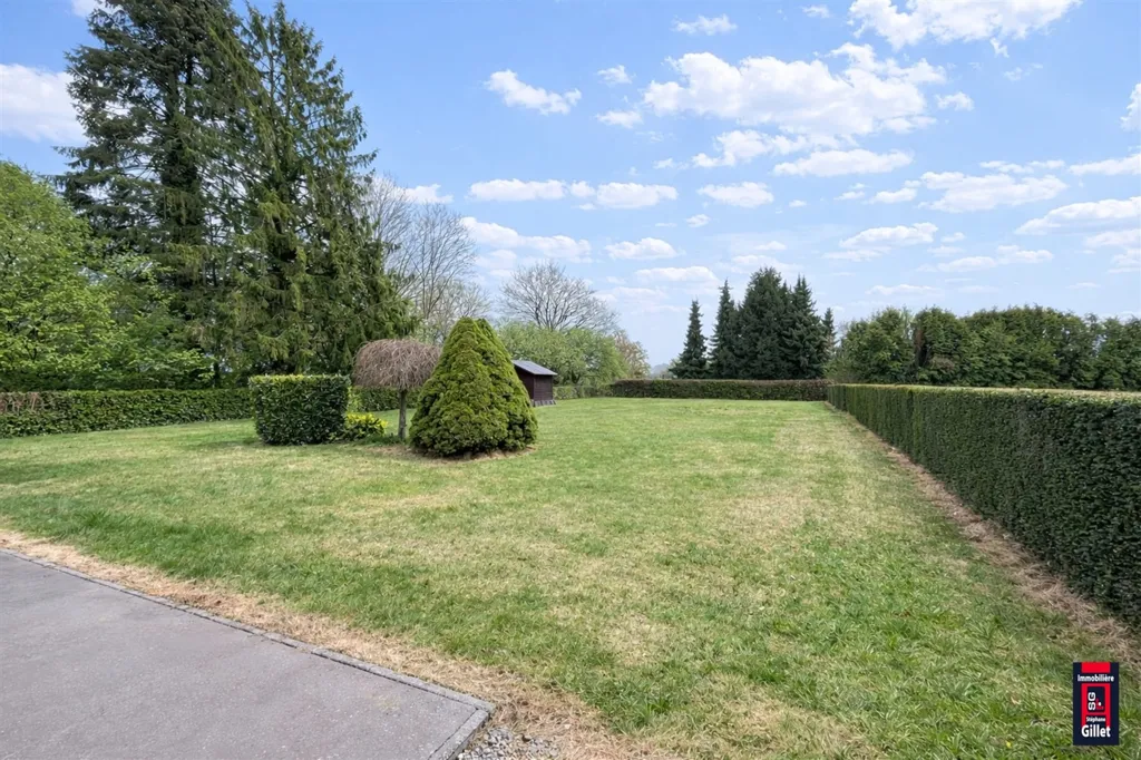 Jardin - Maison de Plain-Pied avec Jardin à Ohey