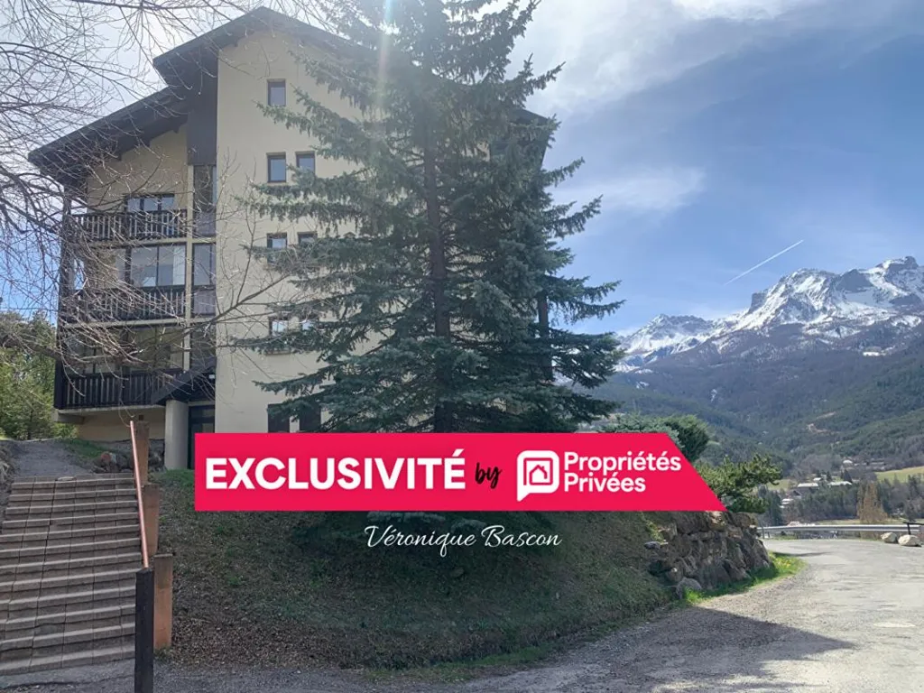 Välivaade - Furnished Apartment with Balcony in Barcelonnette