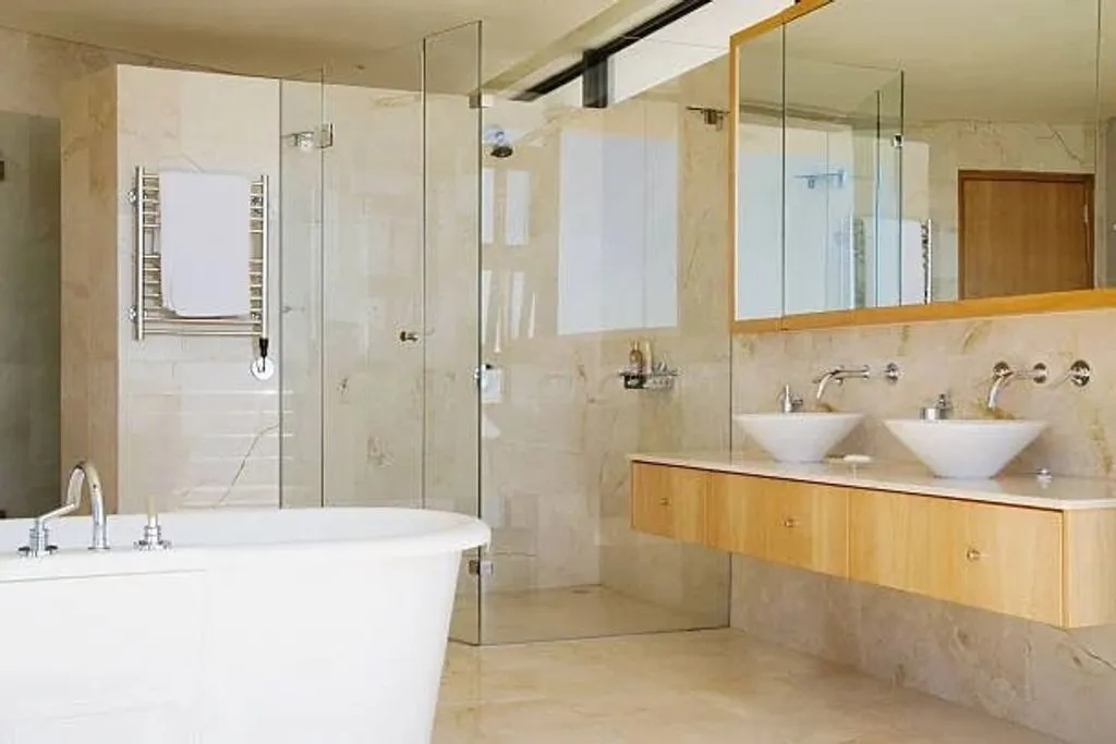 Vannitoad - Luxury Apartment with Loggia in Puteaux