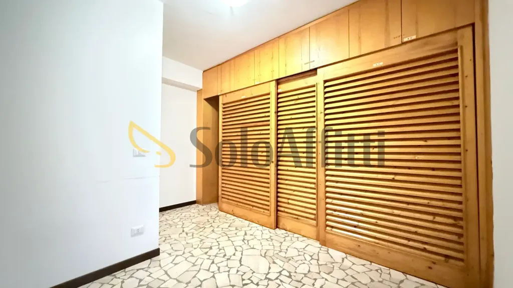 hallway_entrance