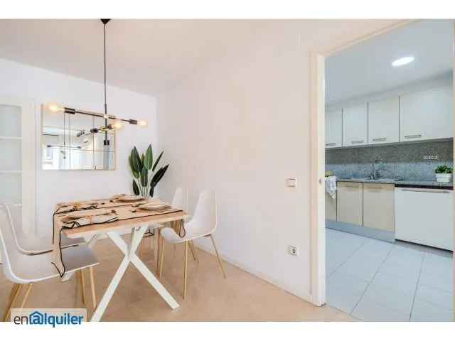 Söögituba - Apartment with Balcony in Eixample, Girona