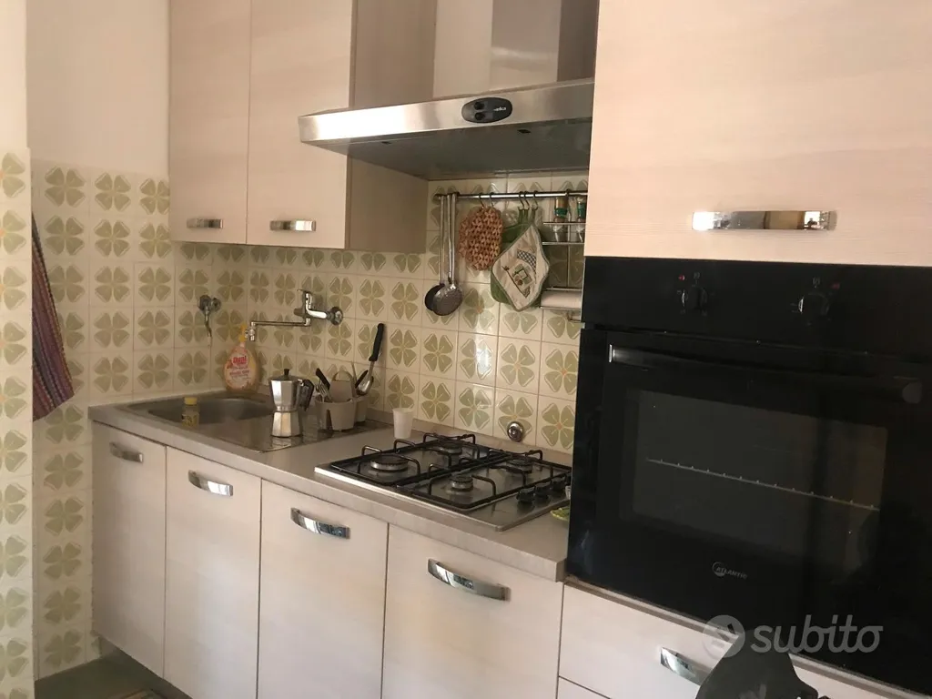 Cuisine - Rented Apartment with Pool in Campo di Mare