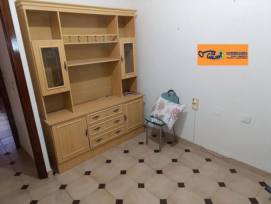 Studio - Two-Storey House with Terrace in Valdepeñas