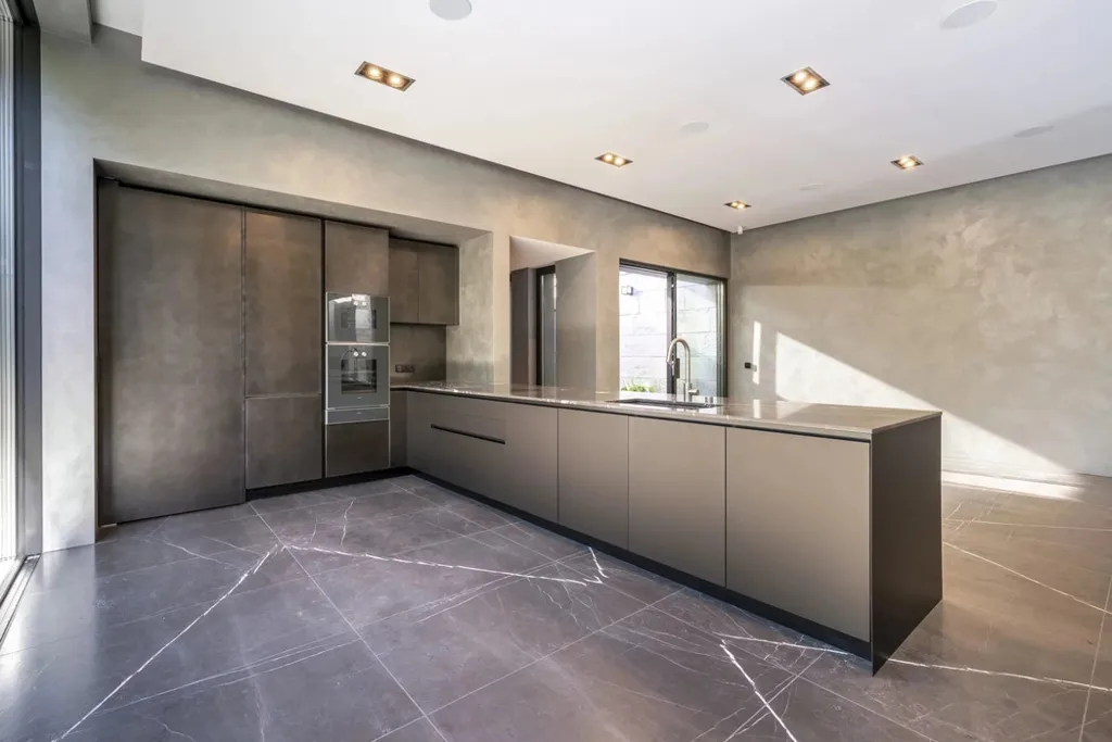 Cuisine - Villa Luxueuse avec Piscine à Bereldange