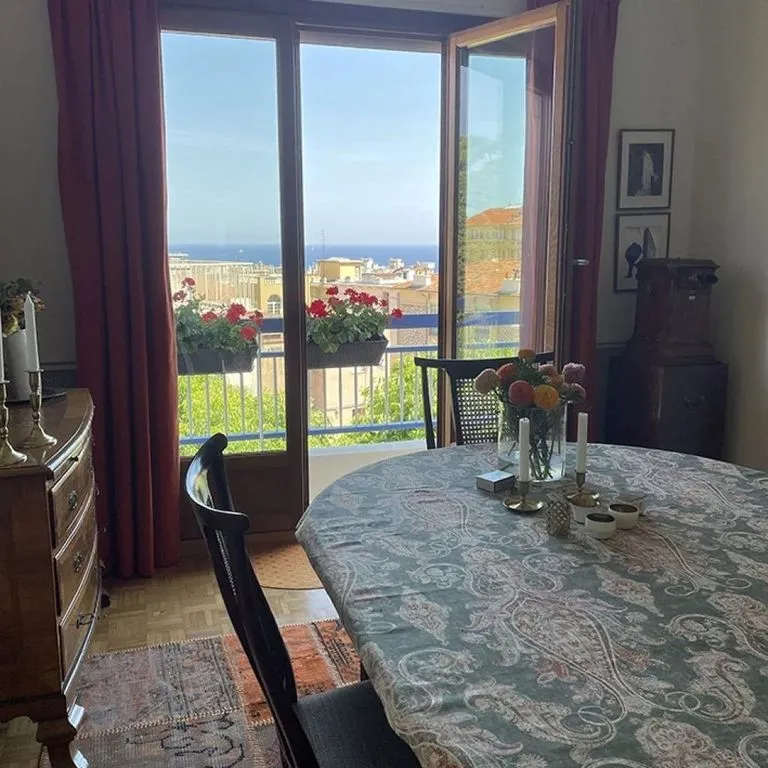 Salle à manger - Appartement Luxueux avec Terrasse Panoramique à Nice