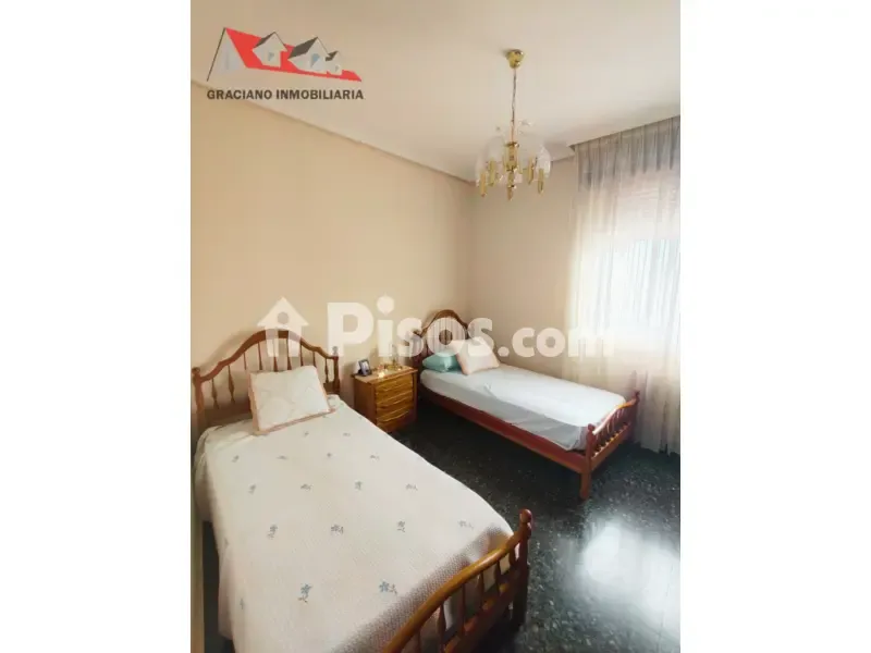 Camere da letto - Spacious Apartment with Balcony in Feria