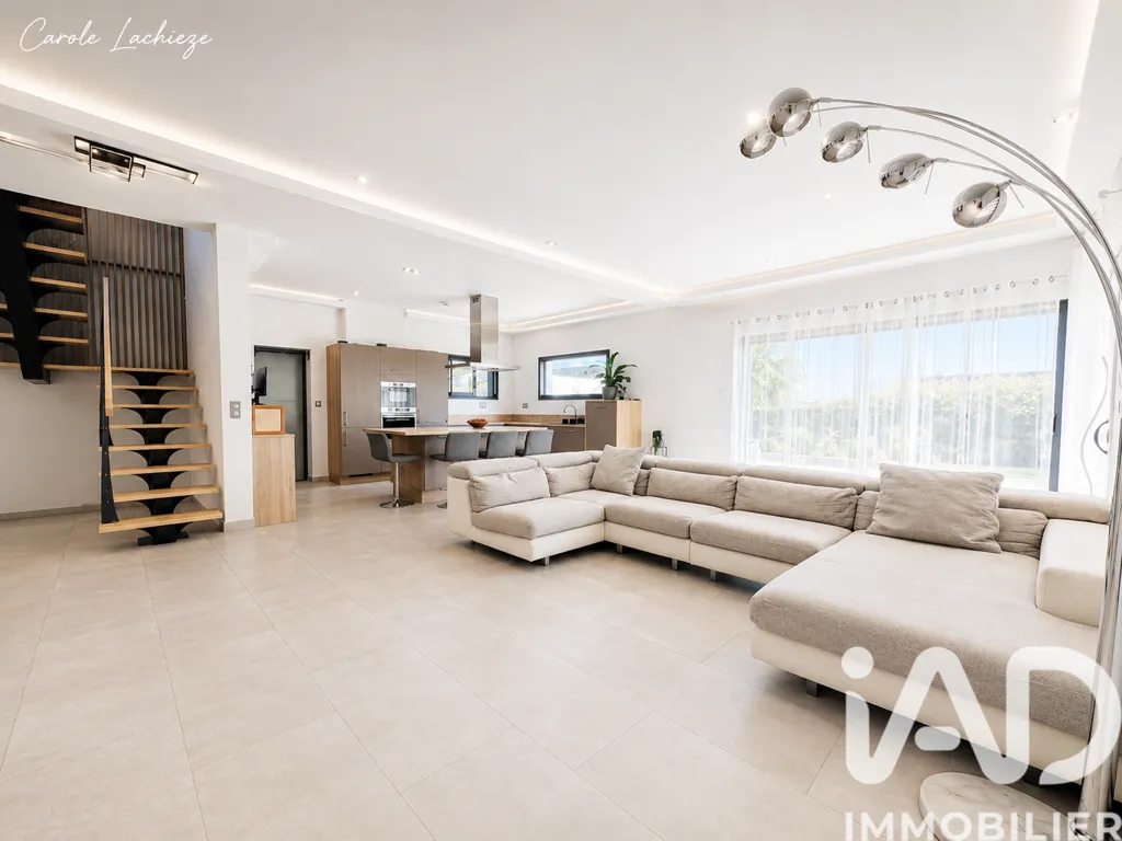 Elutuba - Contemporary Villa with Pool in Juvignac