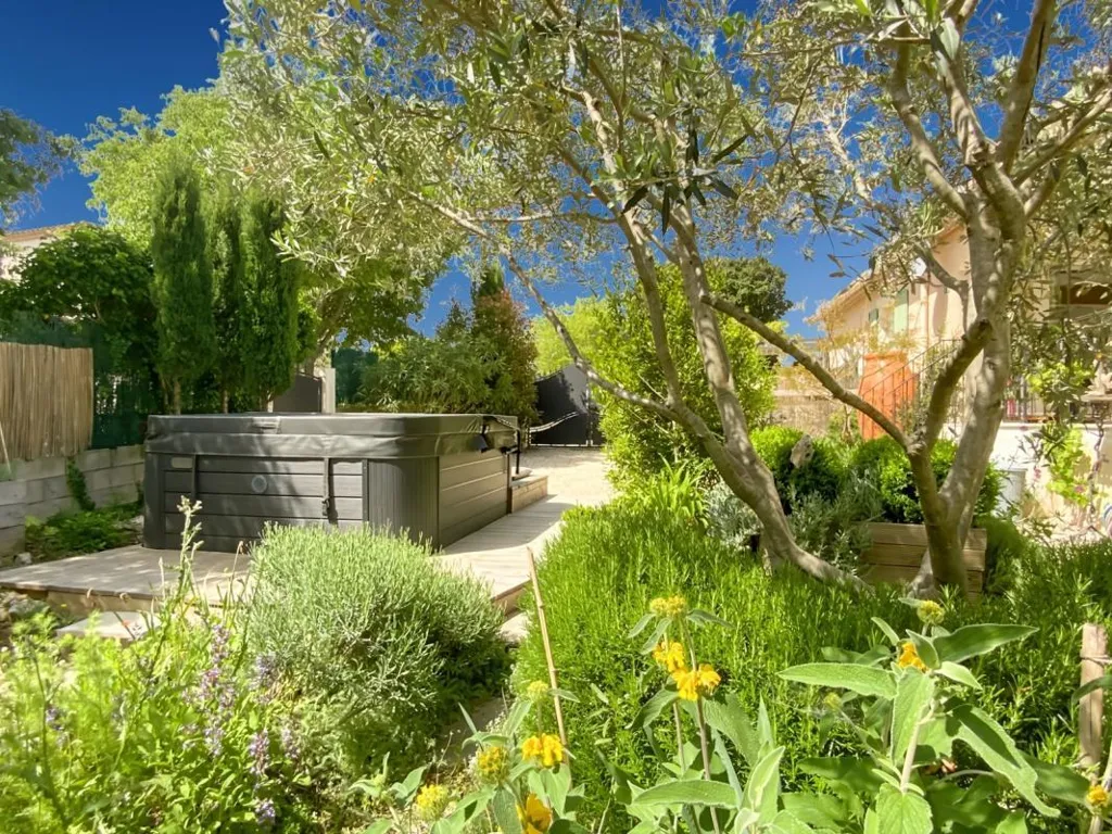 Aed - Charming House with Studio near Uzès