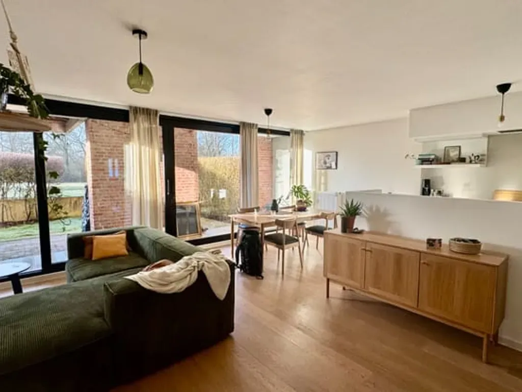 Séjour - Garage avec Terrasse à Gent