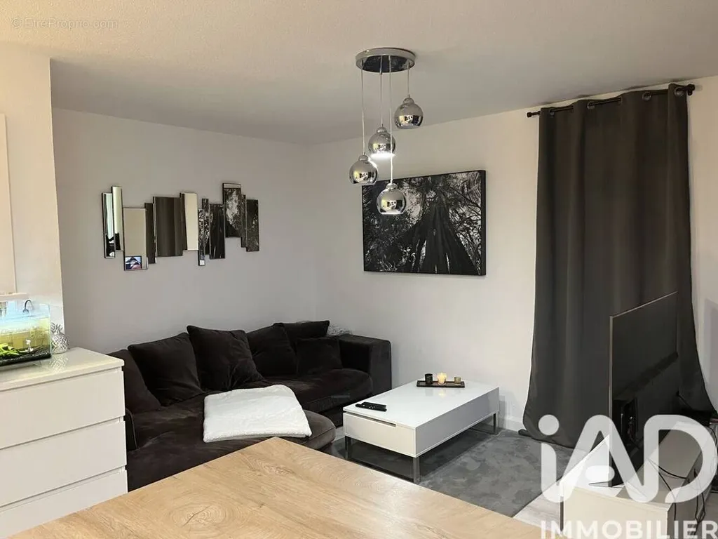 Elutuba - T2 Apartment with Parking in Merignac