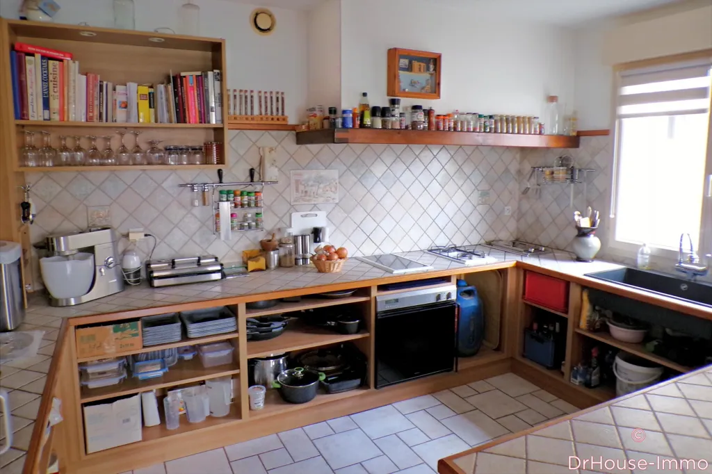 Cuisine - Appartement RDC avec Piscine à Savouges