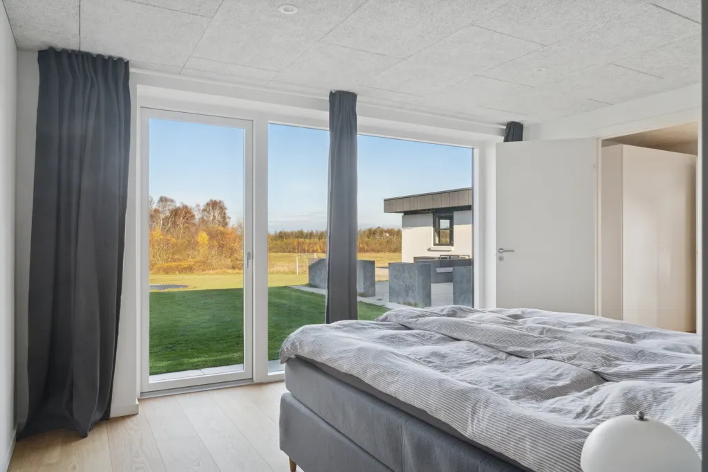 Chambres - Villa with Separate Parent Suite in Ørsted