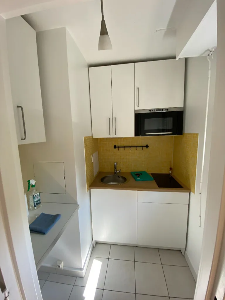 Köök - Studio with Parking in Saint-Germain-en-Laye