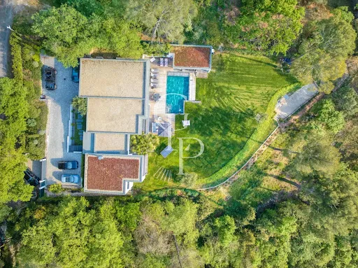 Vue aérienne - Villa de Luxe avec Piscine à Mouans Sartoux
