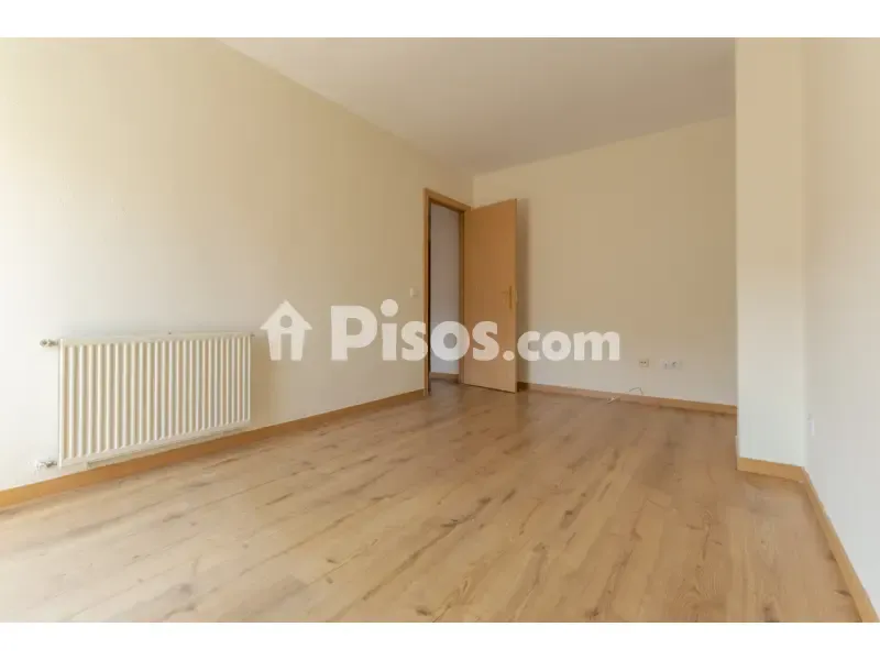 Toad - Furnished Flat with Terrace in Espartales