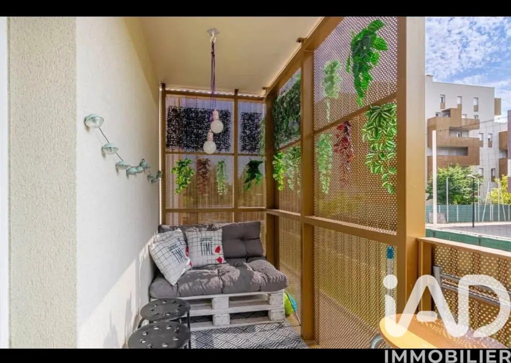 Rõdu - Modern Apartment with Balcony in Champigny-sur-Marne