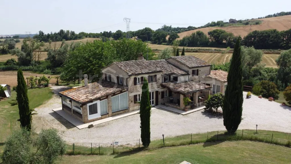 Vista aerea - Rustic Casale with Pool in San Costanzo