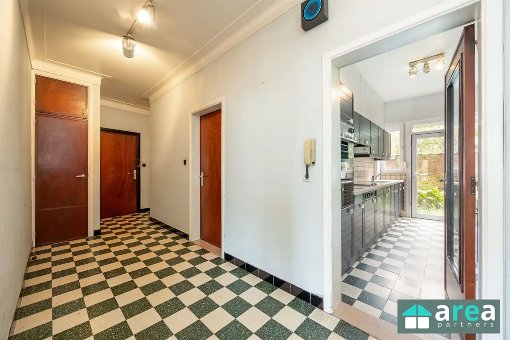 Esik - Ground Floor Apartment with Water View in Antwerp