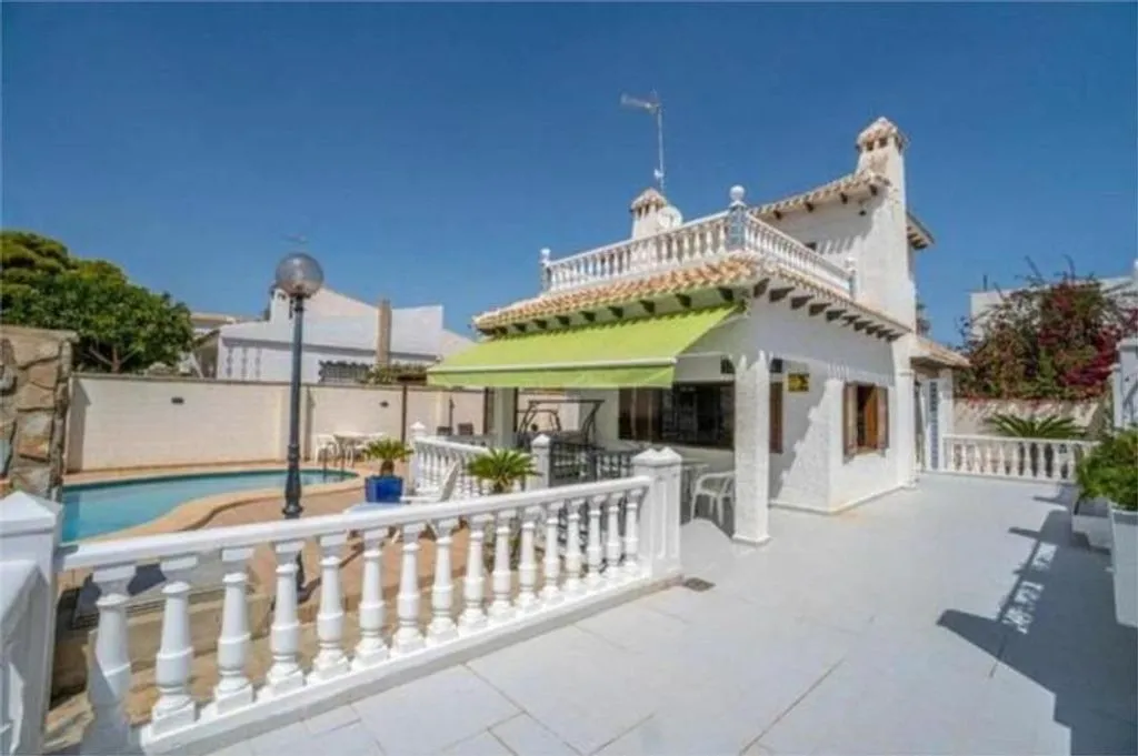 Bassein - House with Private Pool in Playas de Orihuela