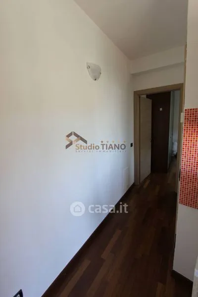 Entrée - Modern Flat with West Exposure in Rende
