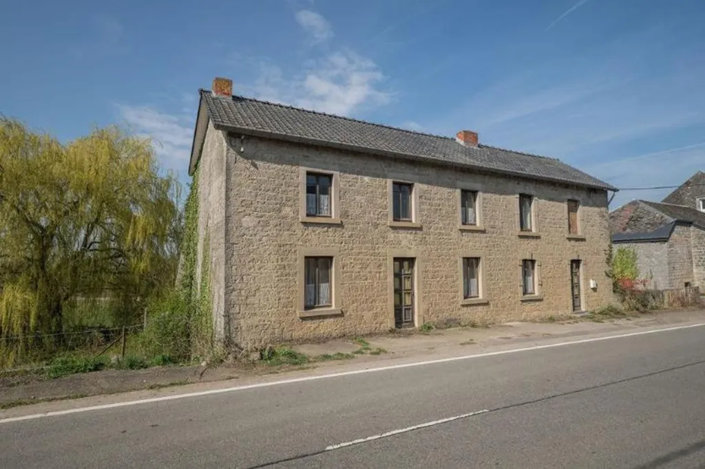 Extérieur - Maison en Pierre à Rénover à Ouffet