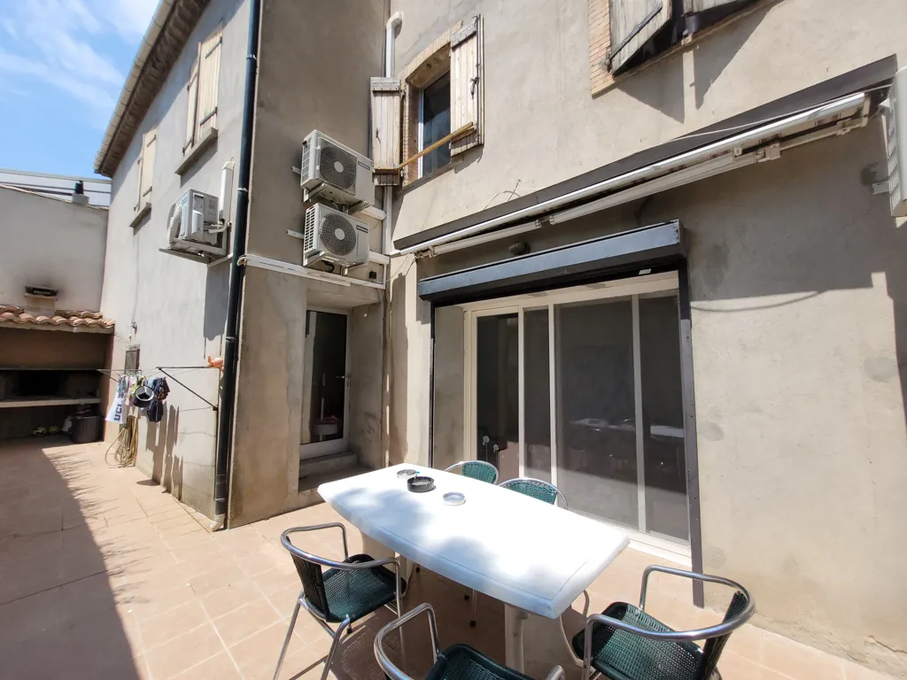 Terrass - Vigneronne House with Courtyard in Fleury d'Aude