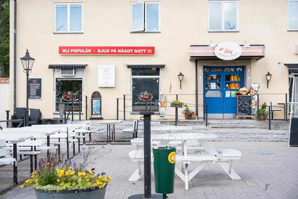 Family House with Development Potential in Åby
