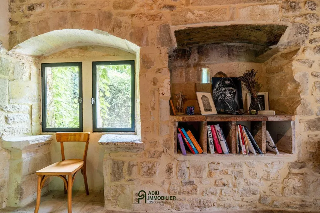 Toad - Authentic Château House near Uzès