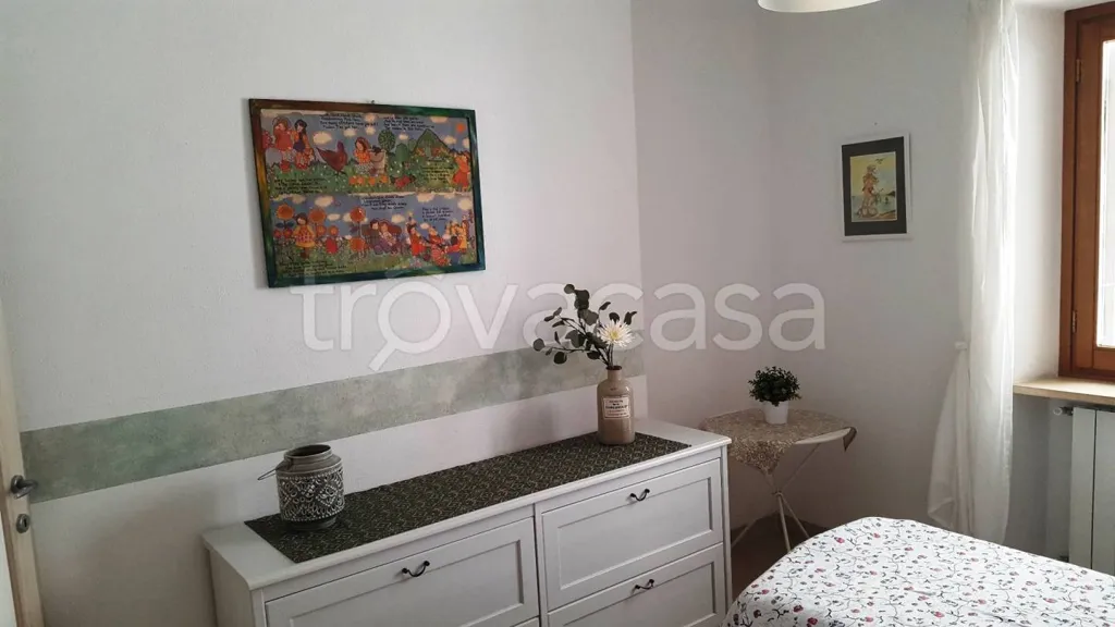 Magamistoad - Rented Seafront Apartment in Noli