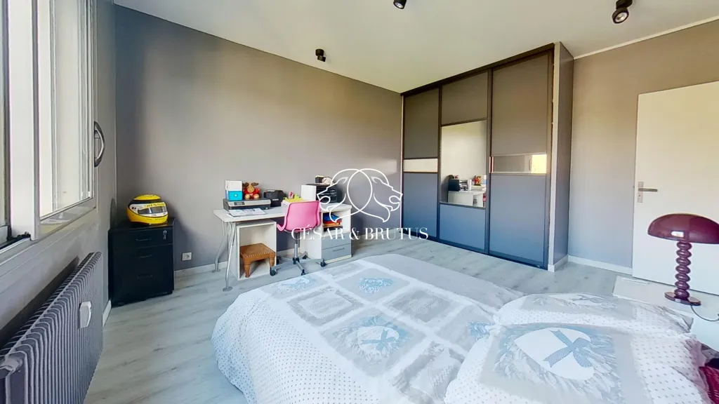 Magamistoad - Luxury Duplex Flat with Panoramic Terrace in Tassin