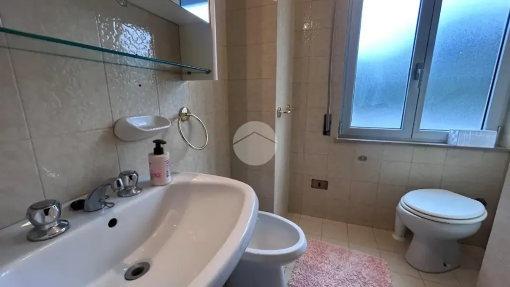 Salles de bain - Apartment with Sea Access in Cervia