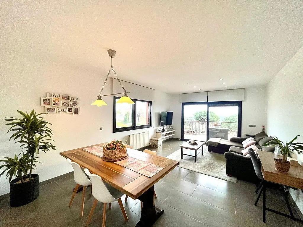 Dining Room - Chalet with Private Pool in Lloret de Mar