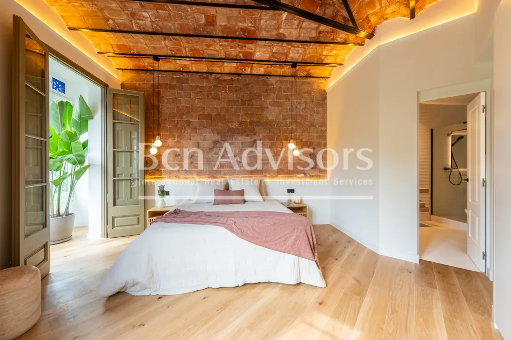 Magamistoad - Refurbished Apartment with Original Features in Eixample
