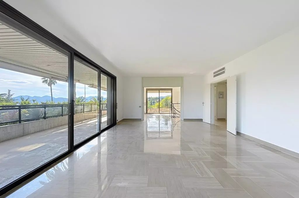 Séjour - Appartement-Villa avec Terrasses et Vue Mer à Cannes