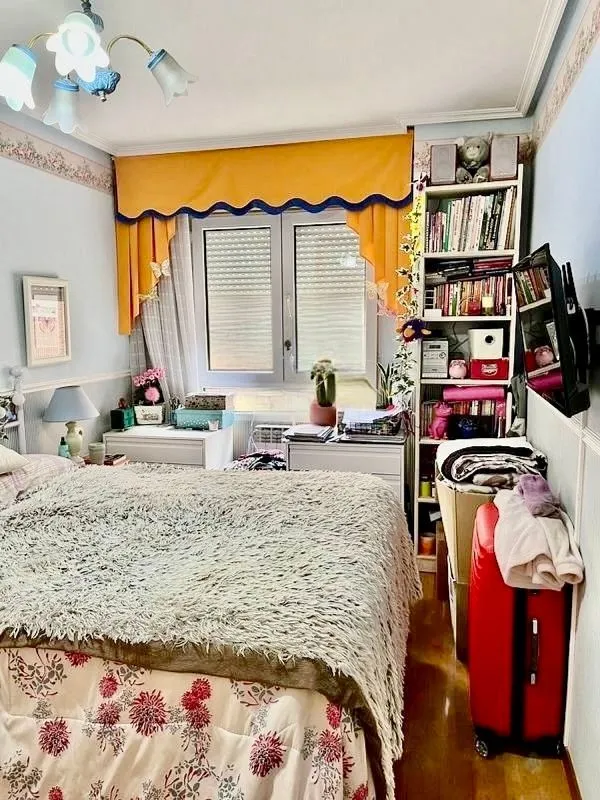 Magamistoad - Apartment with Garage in Ensanche Centre