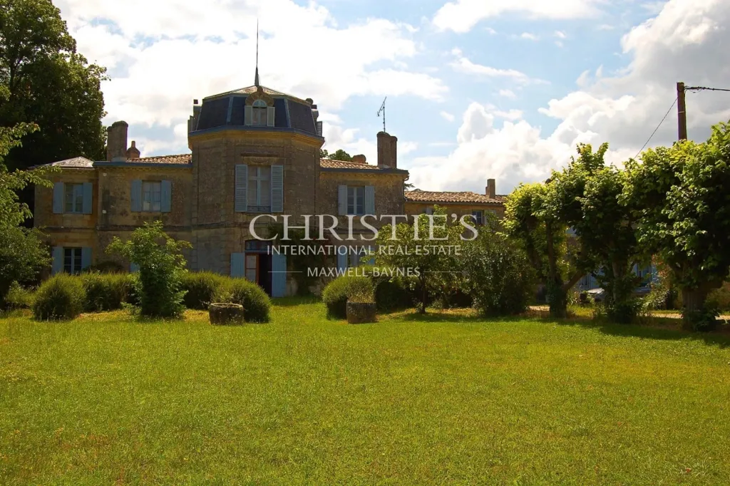 Extérieur - Maison de Maître avec Parc à Blaye