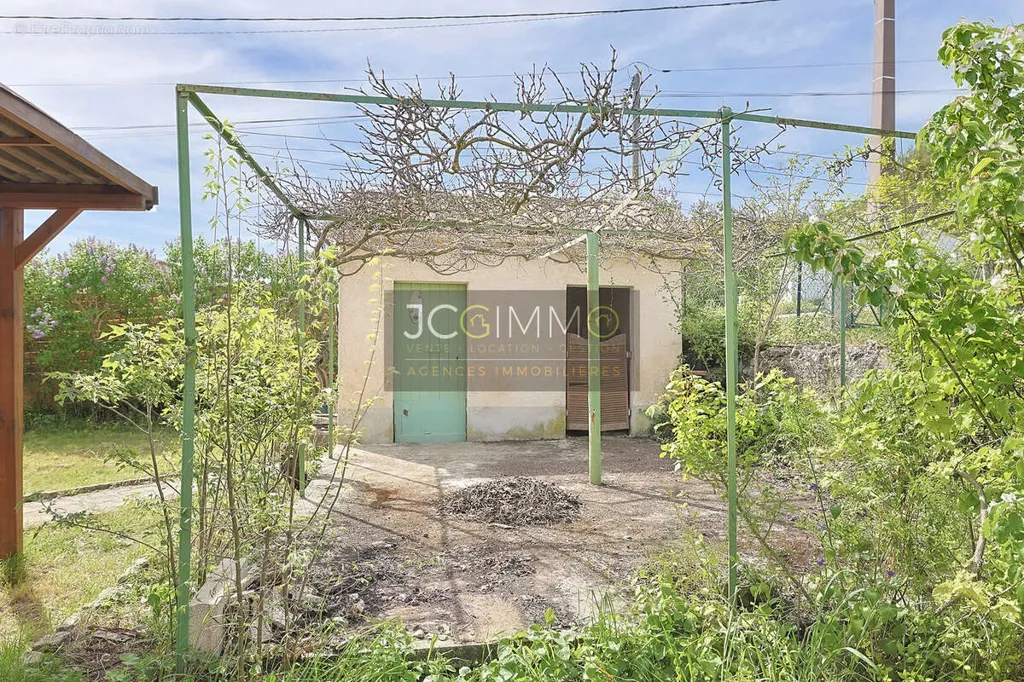 Jardin - Villa T3 avec Jardin et Garage à Cabasse