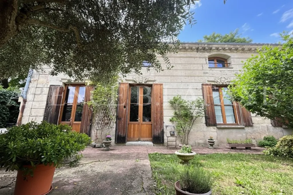 Exterior - Stone House with Garden in Talence