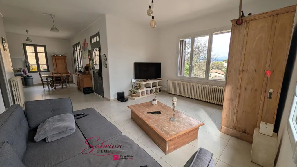 Séjour - Maison Rénovée avec Terrasse à Apt