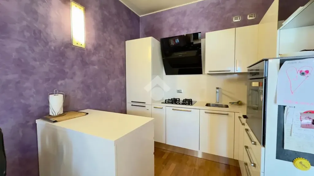 Köök - Rustic 3-Bedroom in Crema's Historic Centre