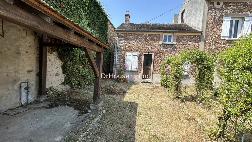 Aed - Renovation Project House with Garden in Saint-Germain-Laxis