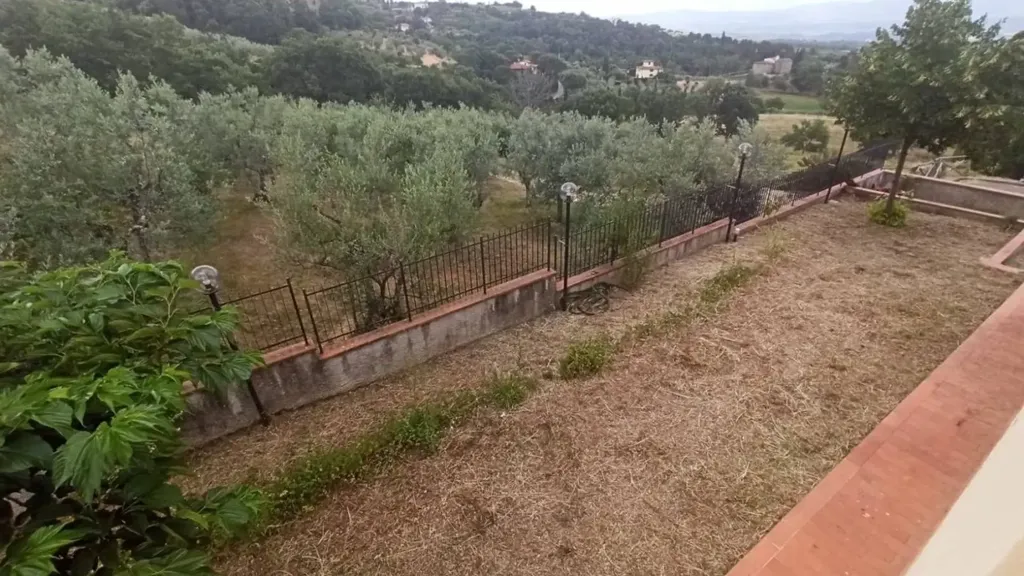 Jardin - Semi-detached Villa with Garden in Reggello