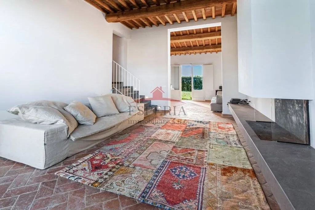 Elutuba - Luxury Terraced House with Garden in San Giuliano Terme