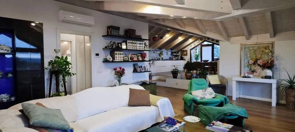 Séjour - Luxury Villa with Pool in Castronno