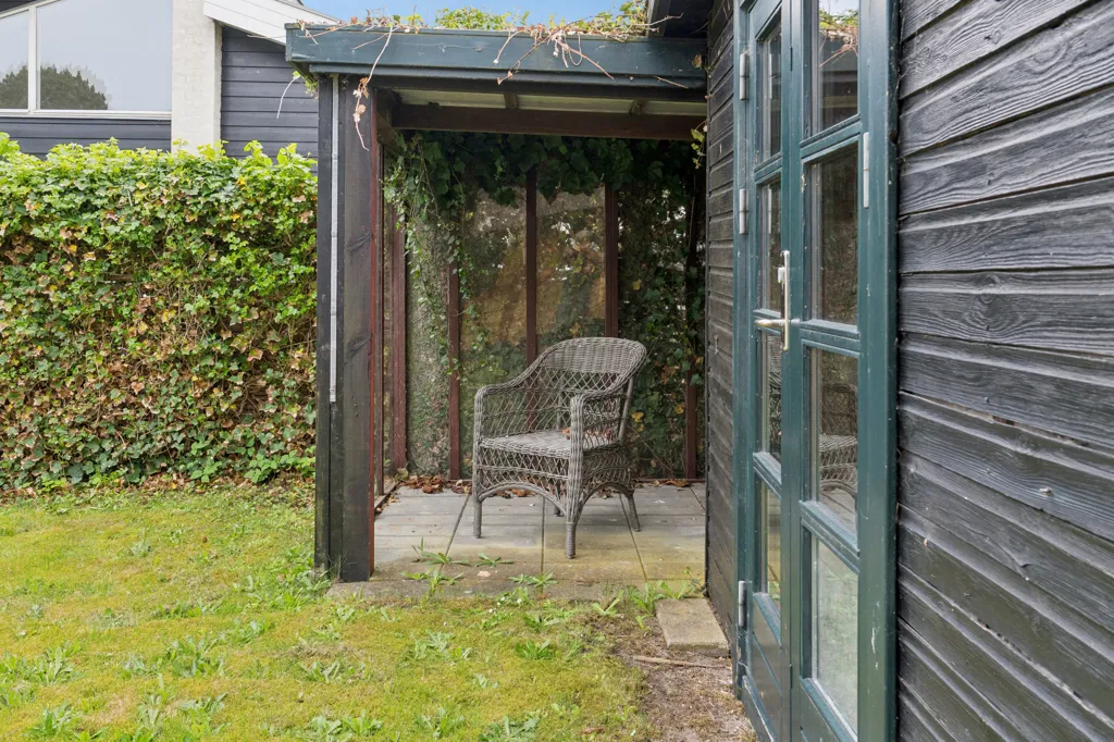 Jardin - Historic Timber-Frame House with Water View in Nyborg
