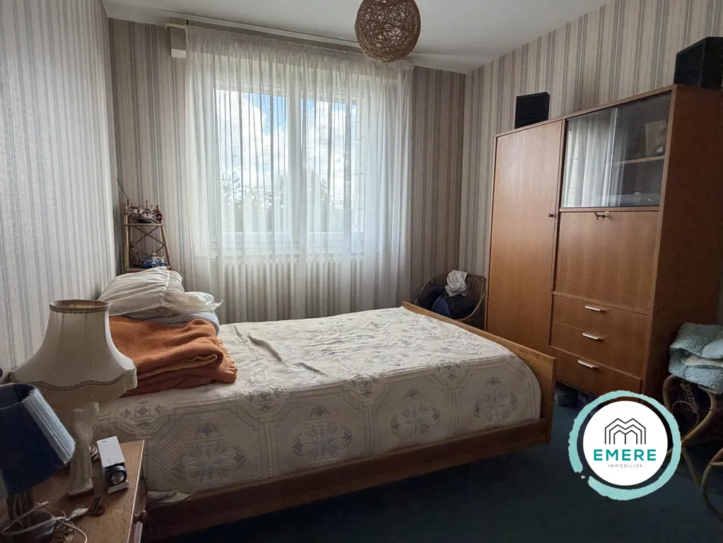 Magamistoad - Renovatable House with Garden in Maen-Roch