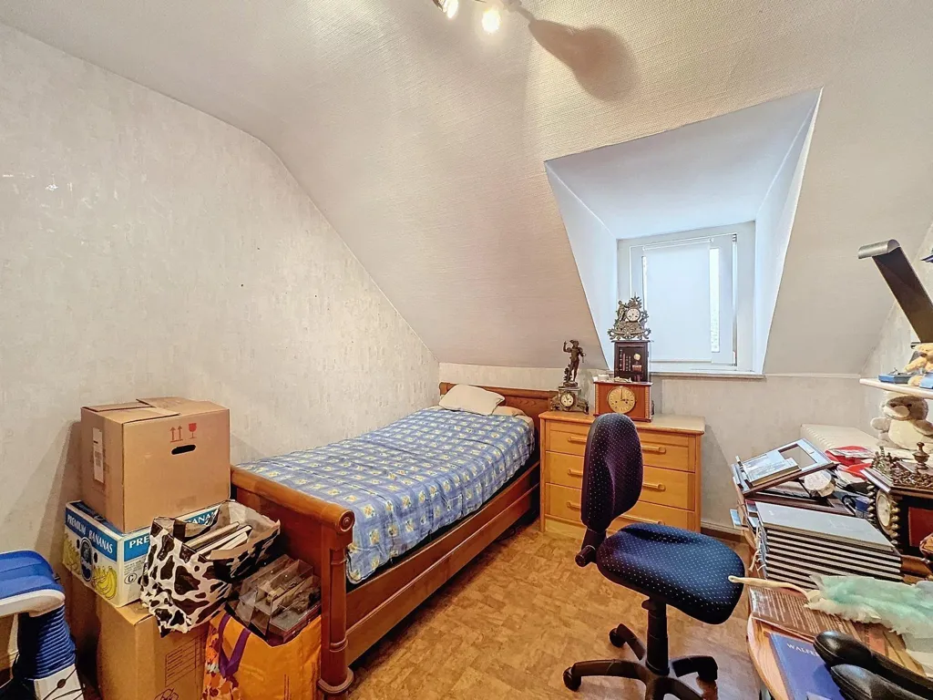 Chambres - Maison Jumelée avec Jardin à Wecker