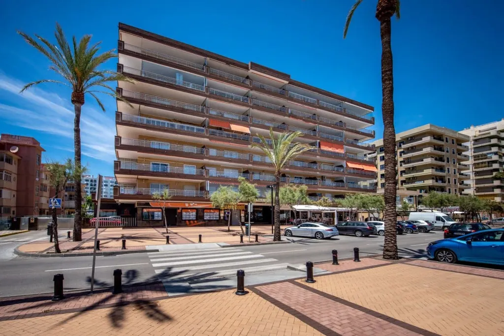 Välivaade - Beachfront Flat with Terrace in Los Boliches