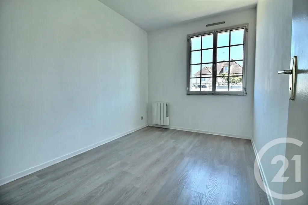 Pièces - Maison de Plain-Pied avec Jardin à Vendôme